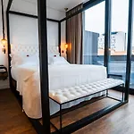 Hills Hotel